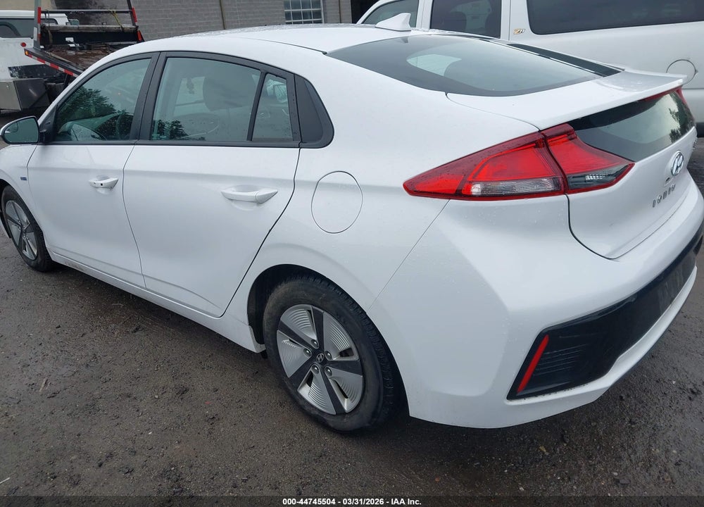 2018 HYUNDAI IONIQ HYBRID BLUE VIN: KMHC65LC9JU069077