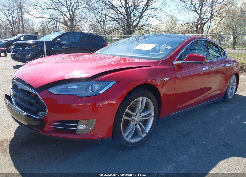 2013 TESLA MODEL S VIN: 5YJSA1CN1DFP24709