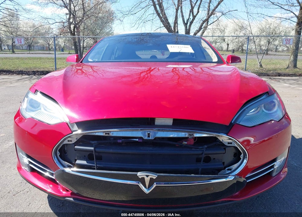 2013 TESLA MODEL S VIN: 5YJSA1CN1DFP24709