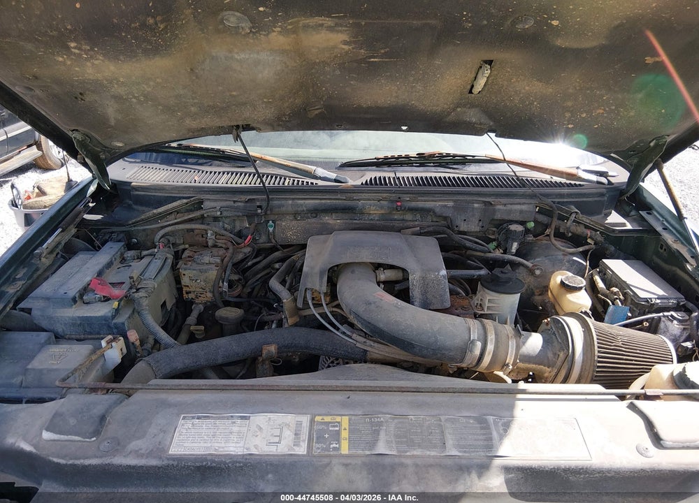 2002 FORD F-150 LARIAT/XLT VIN: 1FTRW08L22KD73567
