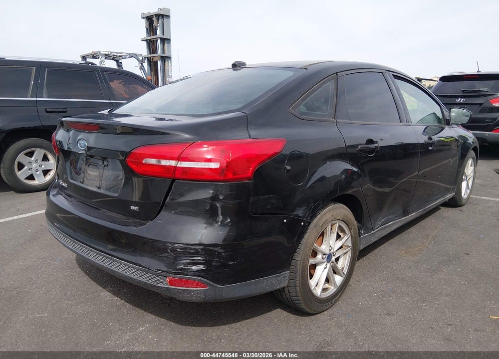 2015 FORD FOCUS SE VIN: 1FADP3F2XFL251774