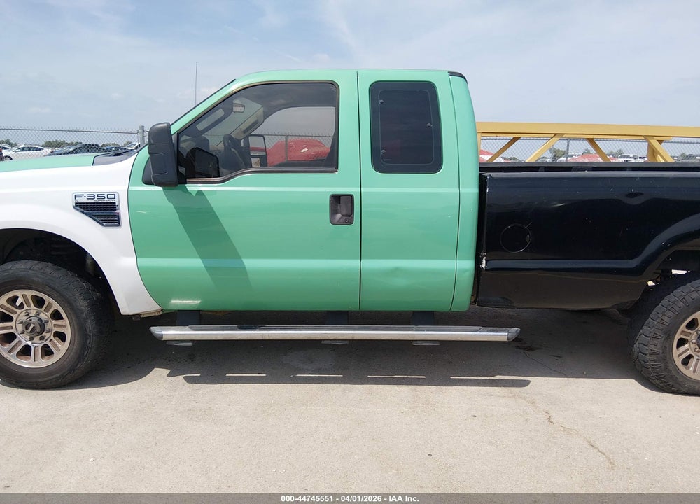 2008 FORD F-350 XL/XLT VIN: 1FDWX31508ED90125