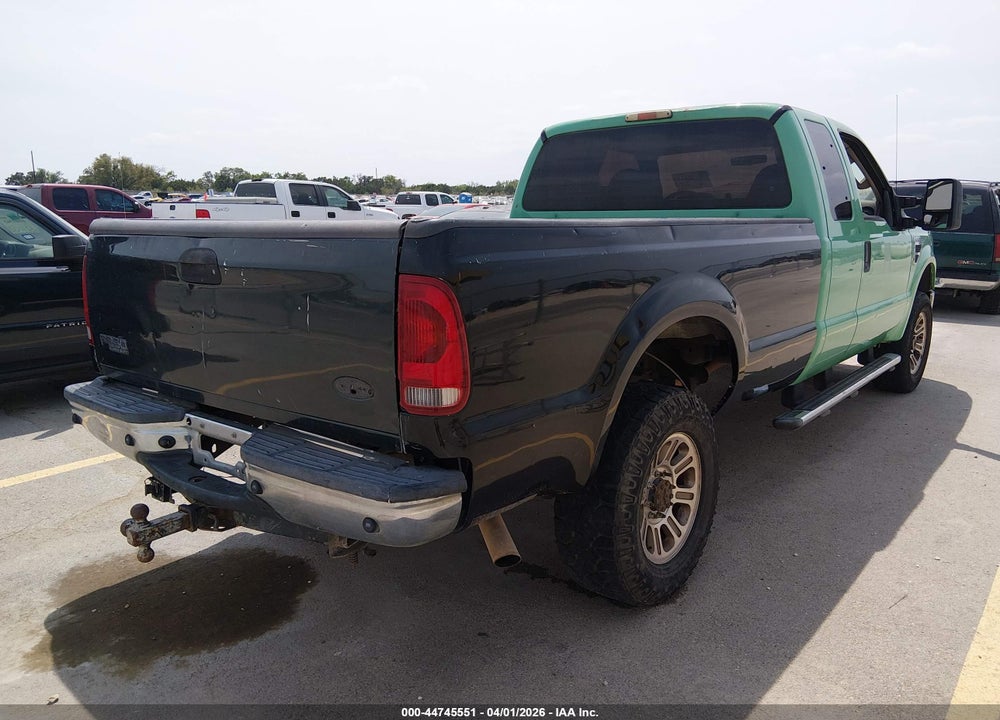 2008 FORD F-350 XL/XLT VIN: 1FDWX31508ED90125