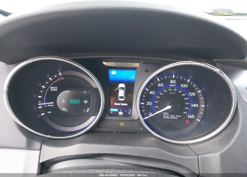 2015 HYUNDAI SONATA HYBRID LIMITED VIN: KMHEC4A46FA131650