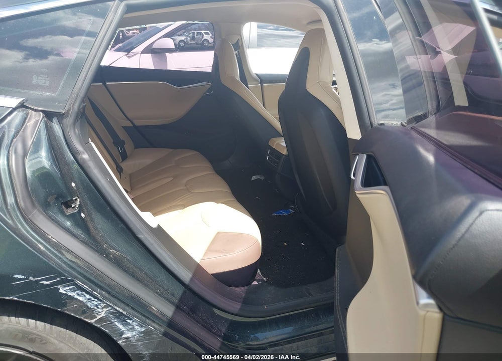 2014 TESLA MODEL S VIN: 5YJSA1S12EFP48727