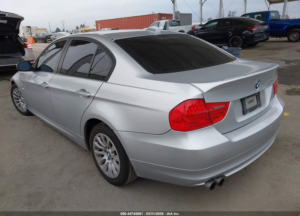 2009 BMW 328I VIN: WBAPH57559NM32599