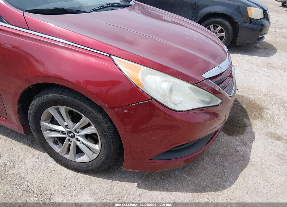2014 HYUNDAI SONATA GLS VIN: 5NPEB4AC6EH852413