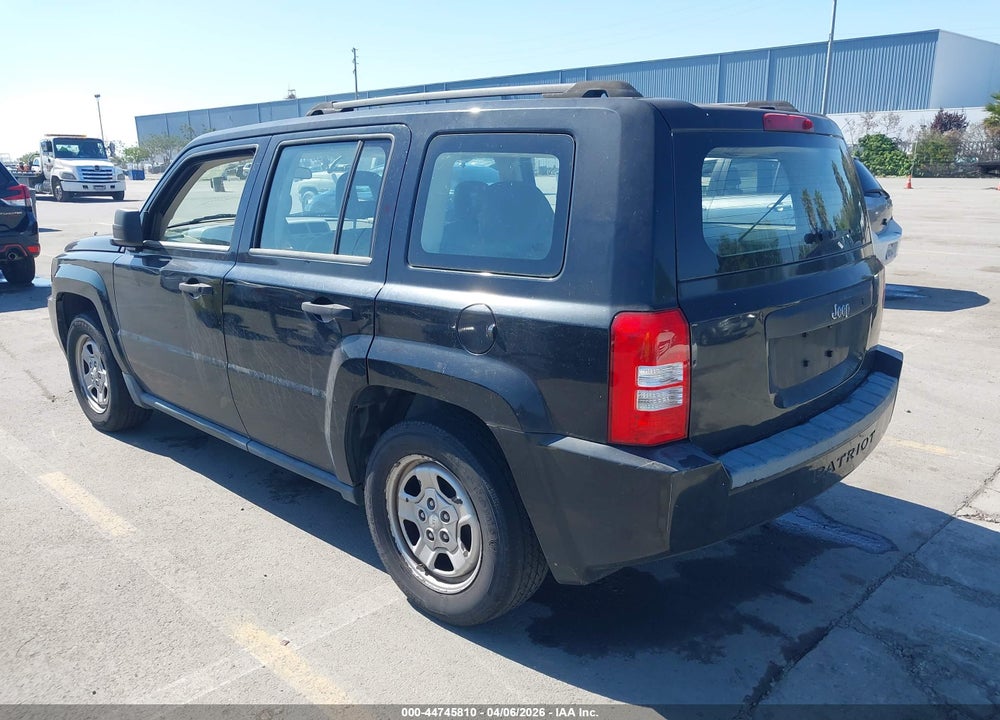 2008 JEEP PATRIOT SPORT VIN: 1J8FT28058D706170
