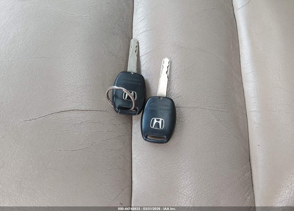 2006 HONDA ACCORD 3.0 EX VIN: 1HGCM665X6A075879