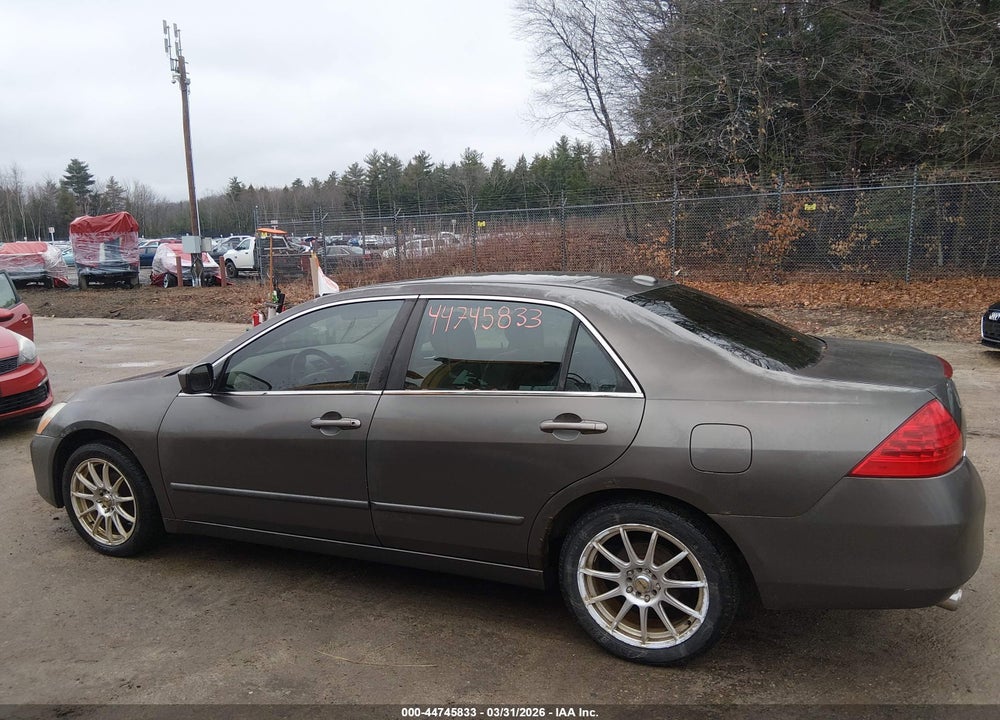 2006 HONDA ACCORD 3.0 EX VIN: 1HGCM665X6A075879