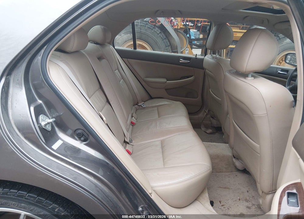 2006 HONDA ACCORD 3.0 EX VIN: 1HGCM665X6A075879