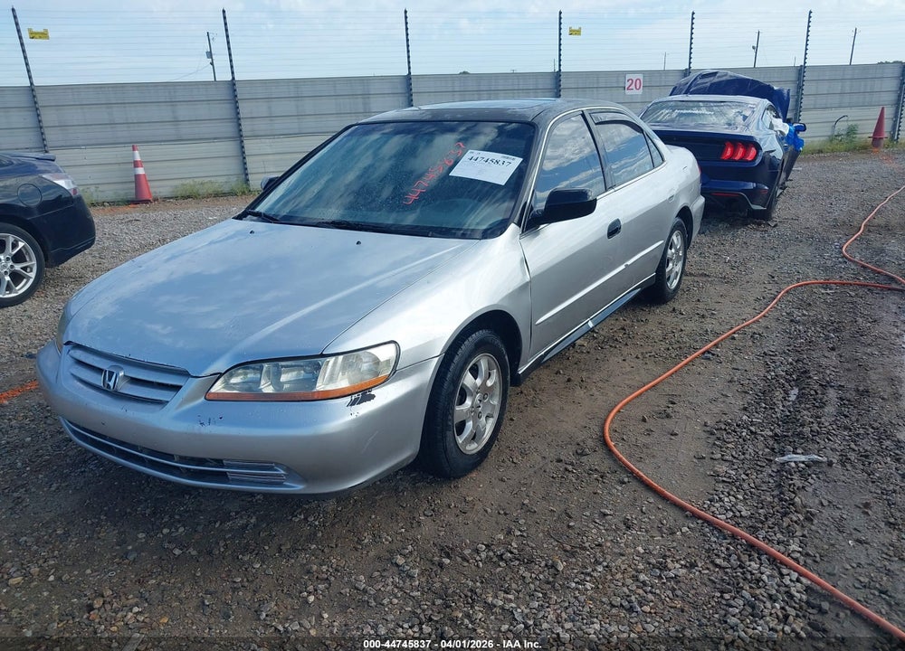 2001 HONDA ACCORD 2.3 EX VIN: JHMCG66821C025036