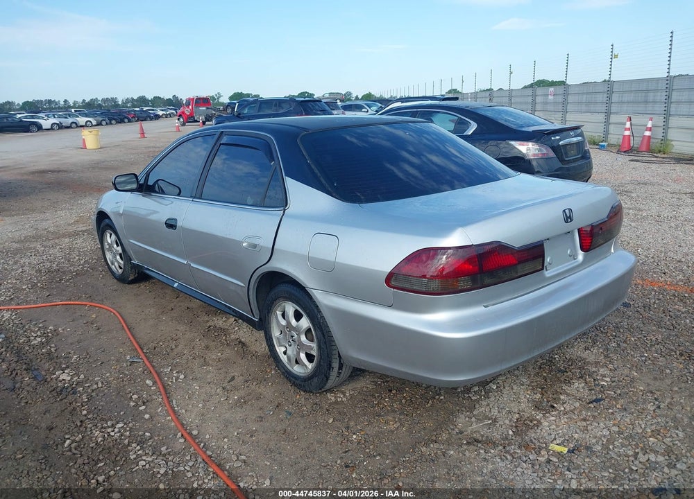 2001 HONDA ACCORD 2.3 EX VIN: JHMCG66821C025036