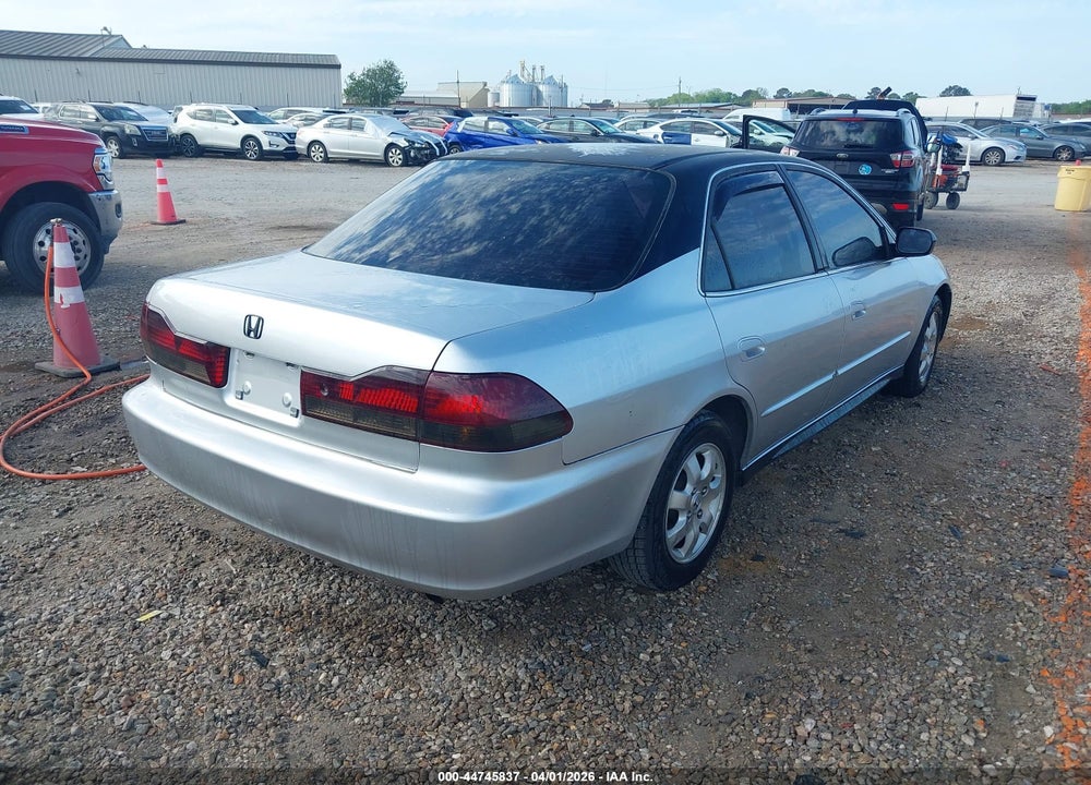 2001 HONDA ACCORD 2.3 EX VIN: JHMCG66821C025036