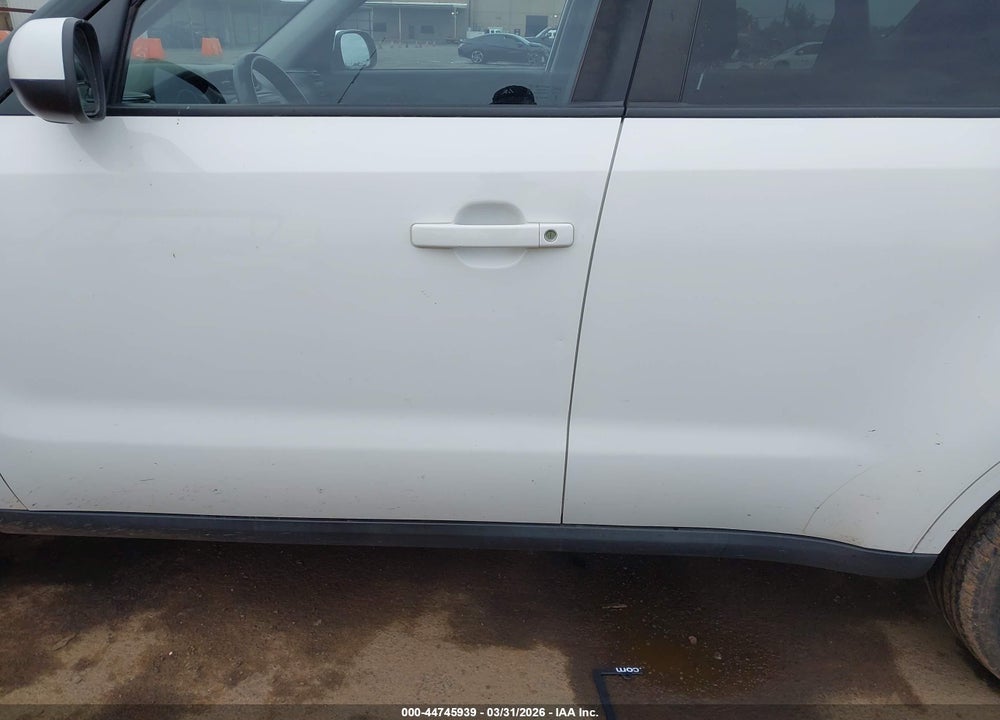 2018 KIA SOUL + VIN: KNDJP3A51J7604662