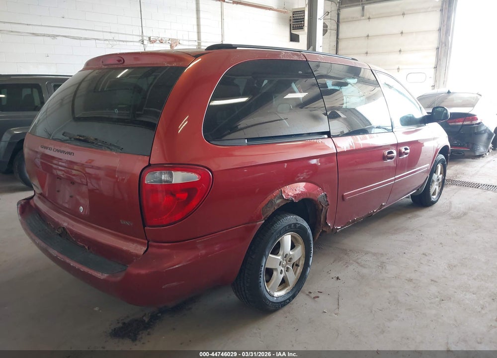 2007 DODGE GRAND CARAVAN SXT VIN: 2D4GP44L17R249013