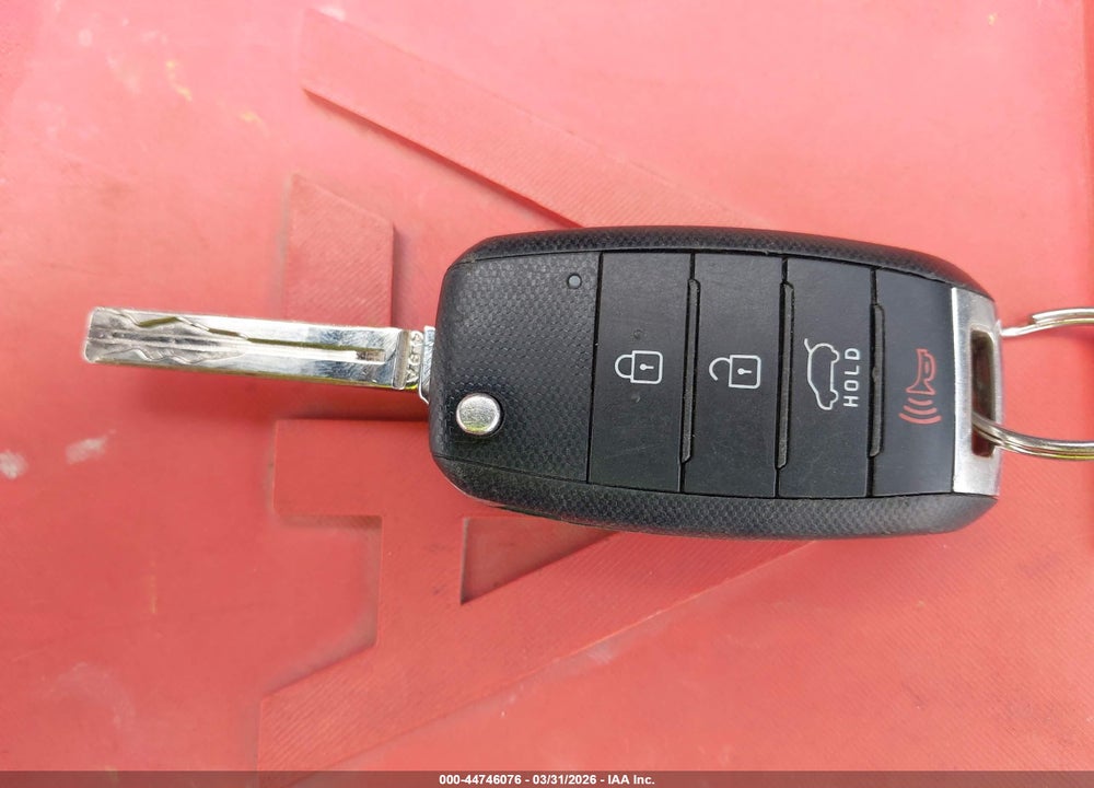 2016 KIA SOUL VIN: KNDJN2A22G7839425