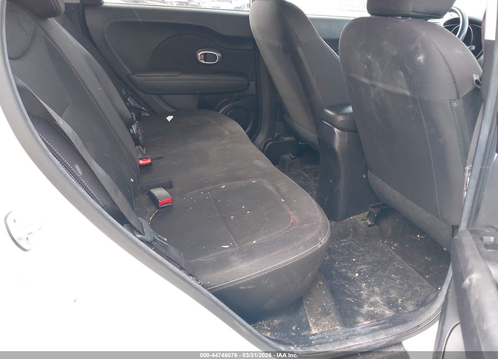 2016 KIA SOUL VIN: KNDJN2A22G7839425