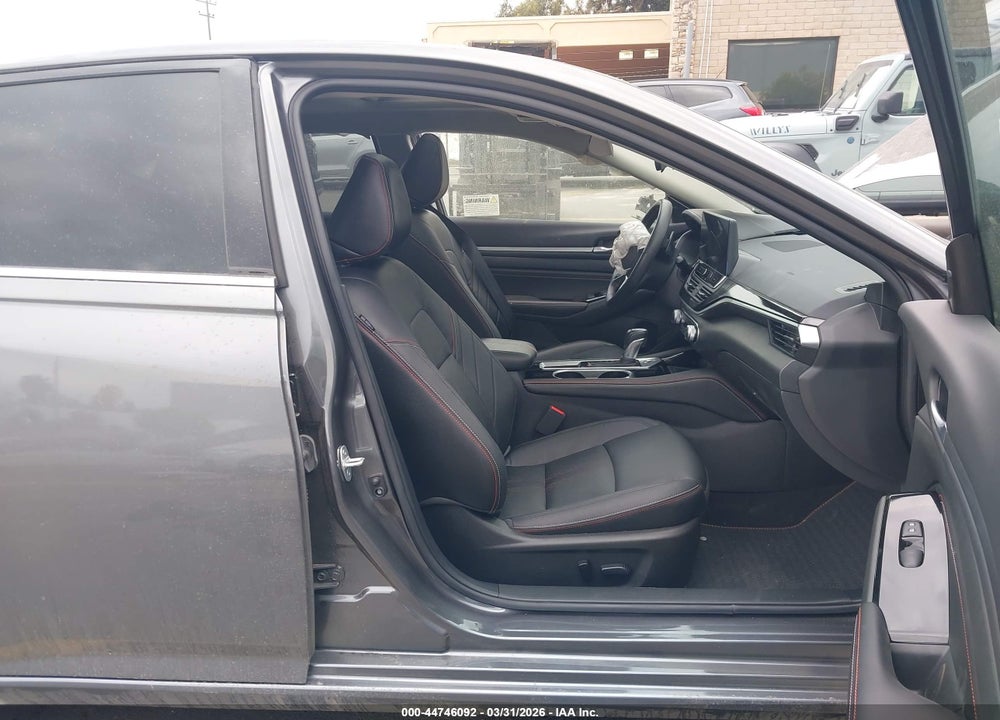 2023 NISSAN ALTIMA SR FWD VIN: 1N4BL4CV7PN392802