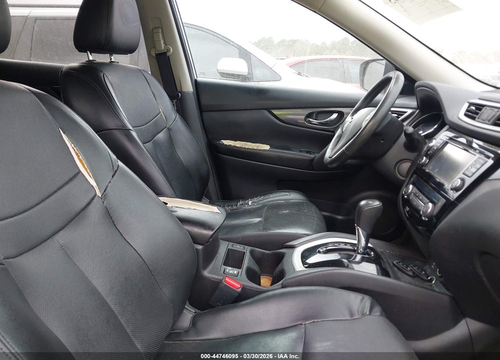 2015 NISSAN ROGUE SL VIN: 5N1AT2MT3FC900051
