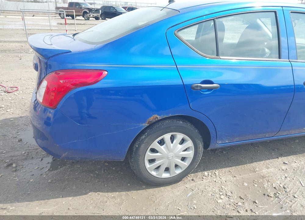 2013 NISSAN VERSA 1.6 S+ VIN: 3N1CN7APXDL855528