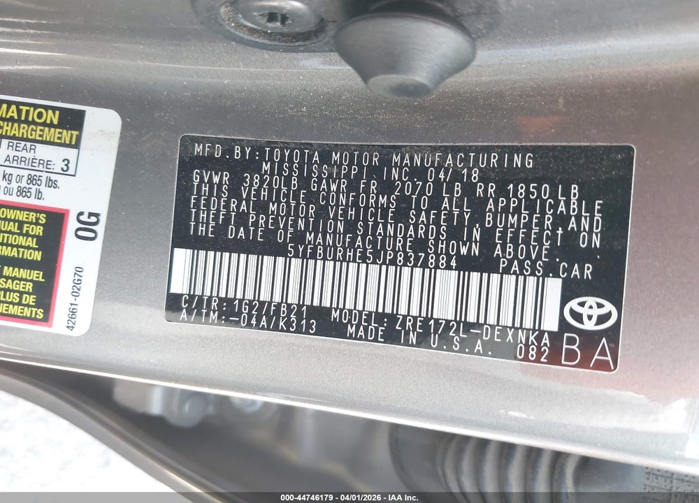 2018 TOYOTA COROLLA LE VIN: 5YFBURHE5JP837884