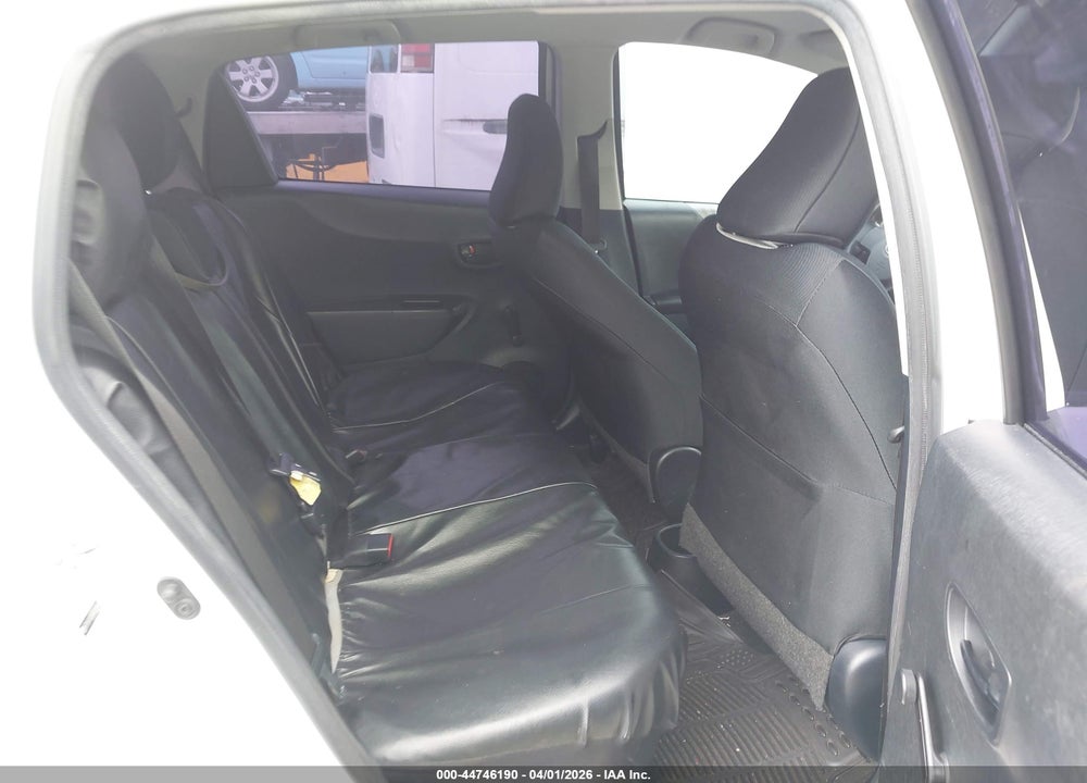 2012 TOYOTA YARIS L VIN: JTDKTUD35CD528366