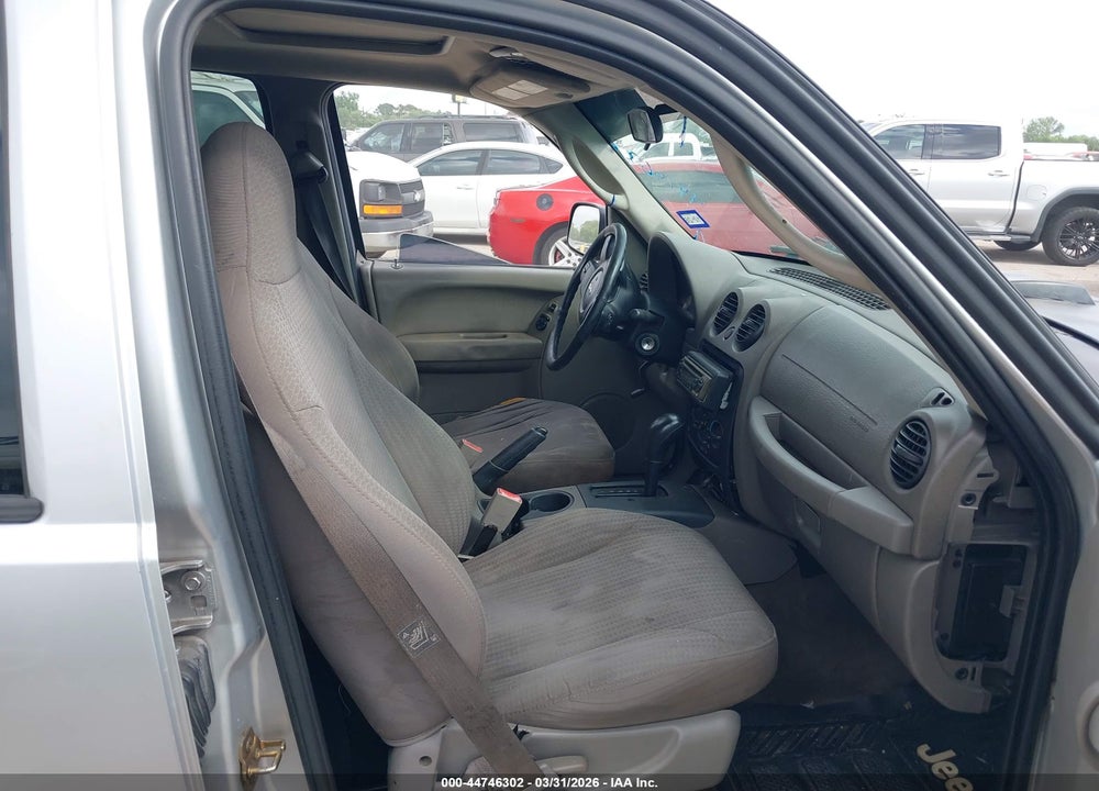 2004 JEEP LIBERTY SPORT VIN: 1J4GK48K94W219378