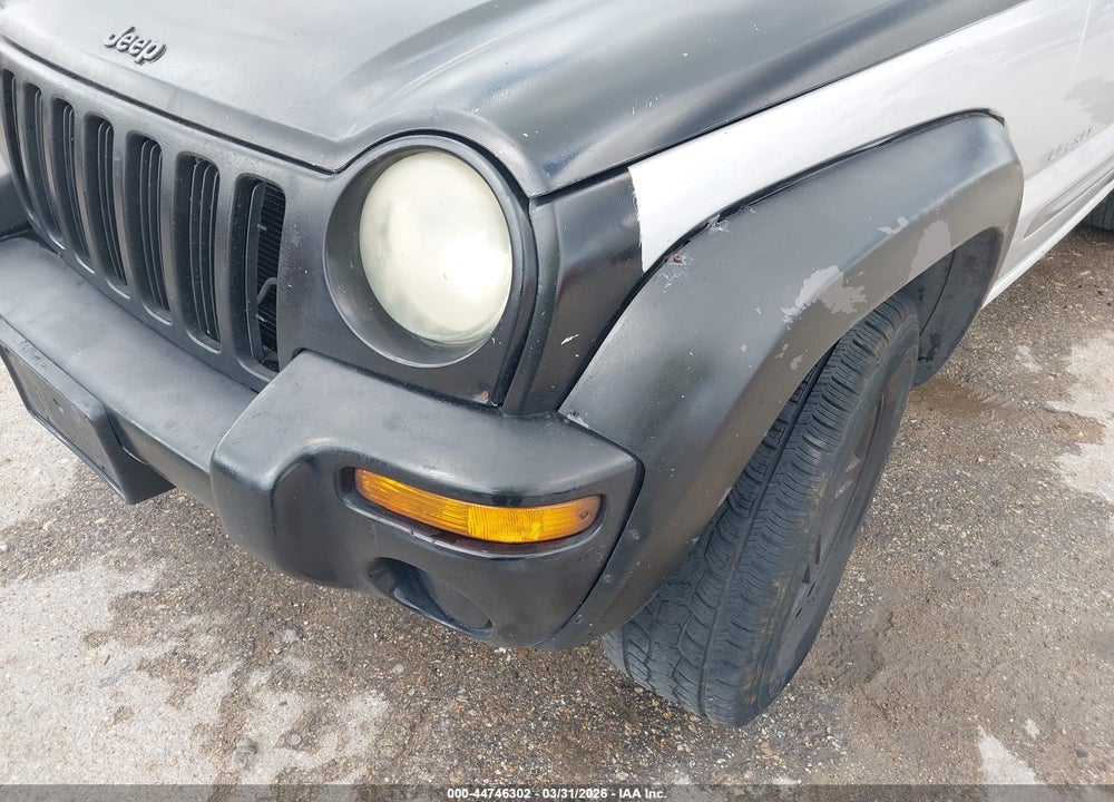 2004 JEEP LIBERTY SPORT VIN: 1J4GK48K94W219378