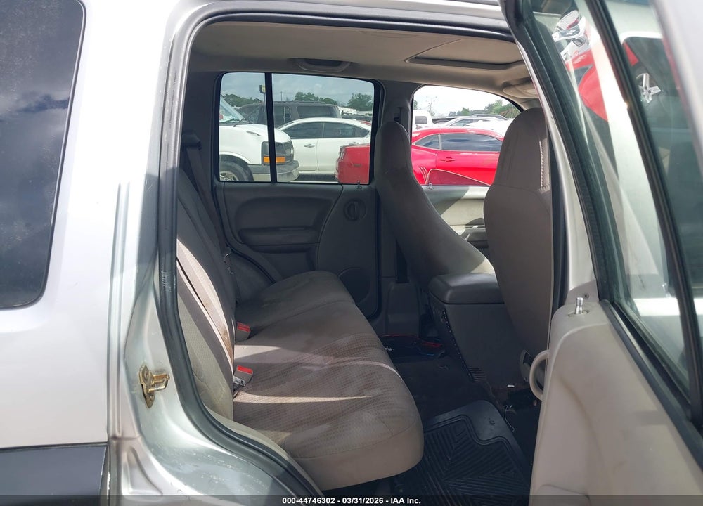 2004 JEEP LIBERTY SPORT VIN: 1J4GK48K94W219378