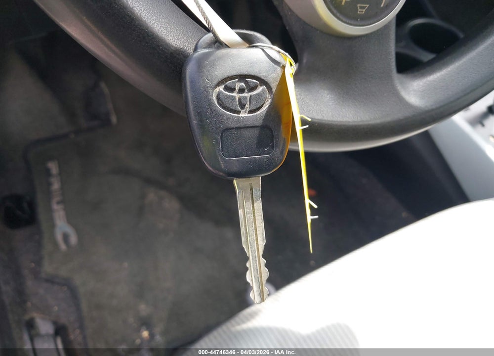 2012 TOYOTA PRIUS C TWO VIN: JTDKDTB30C1003307