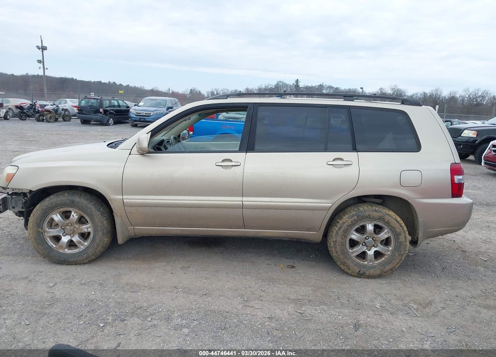 2005 TOYOTA HIGHLANDER V6 VIN: JTEEP21A750104590