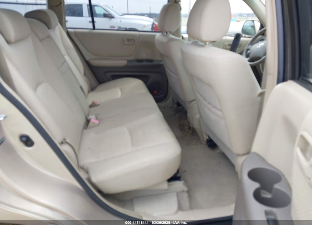 2005 TOYOTA HIGHLANDER V6 VIN: JTEEP21A750104590