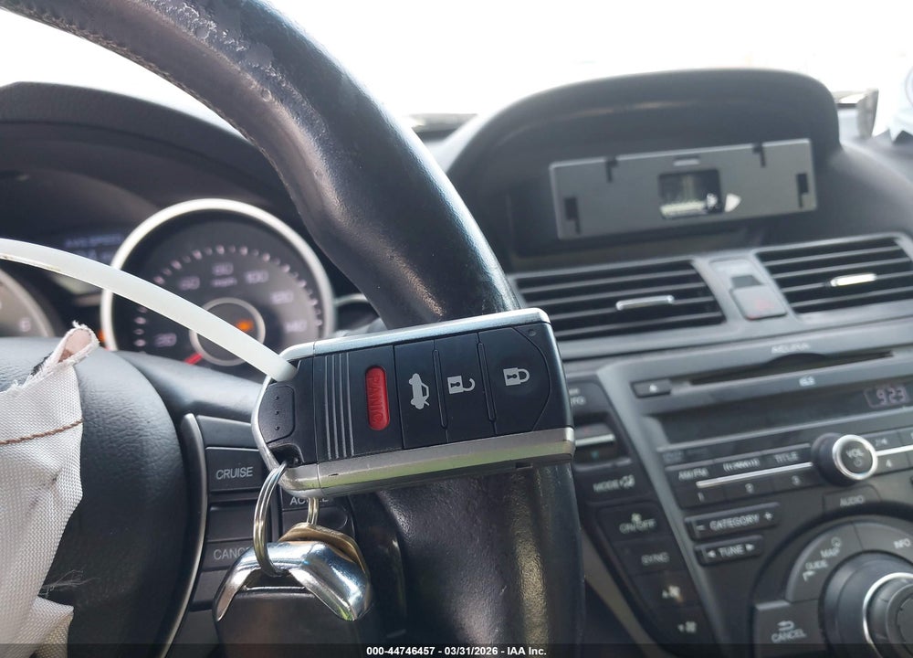2013 ACURA TL 3.7 VIN: 19UUA9F70DA000024