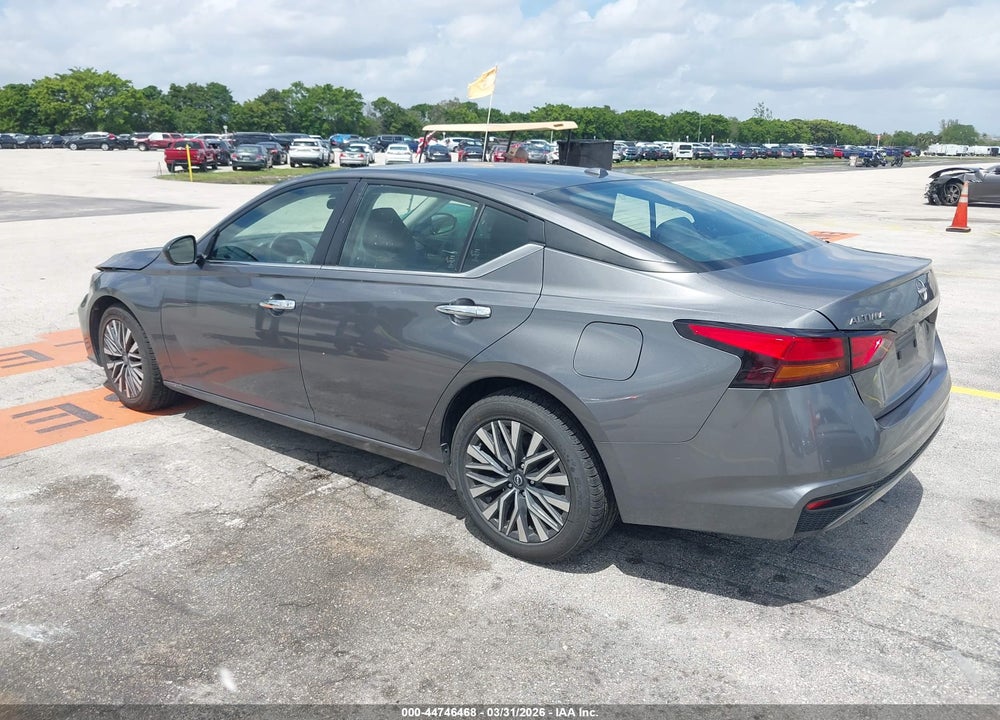 2024 NISSAN ALTIMA SV FWD VIN: 1N4BL4DV8RN373449