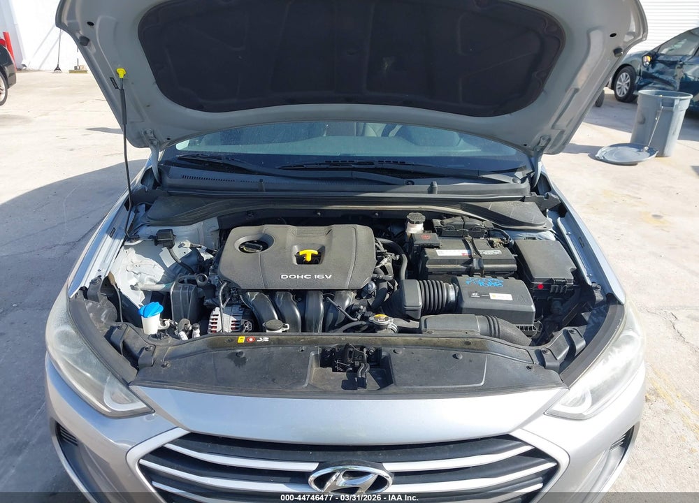 2017 HYUNDAI ELANTRA SE VIN: 5NPD84LF7HH038566