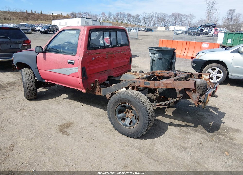 1990 TOYOTA PICKUP 1/2 TON SHT WHEELBASE DLX VIN: JT4VN01D5L2009066