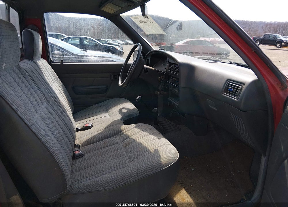 1990 TOYOTA PICKUP 1/2 TON SHT WHEELBASE DLX VIN: JT4VN01D5L2009066