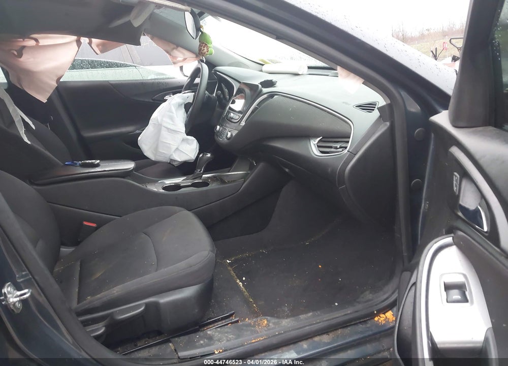 2019 CHEVROLET MALIBU LT VIN: 1G1ZD5ST9KF223842