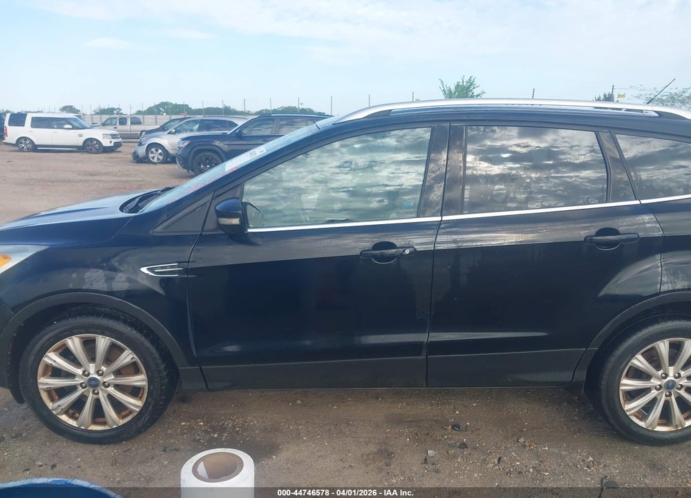 2017 FORD ESCAPE TITANIUM VIN: 1FMCU9JD5HUC76679