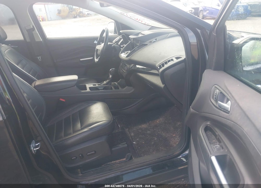 2017 FORD ESCAPE TITANIUM VIN: 1FMCU9JD5HUC76679