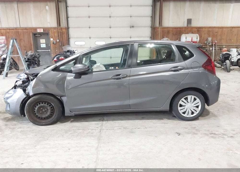 2016 HONDA FIT LX VIN: JHMGK5H53GS001887