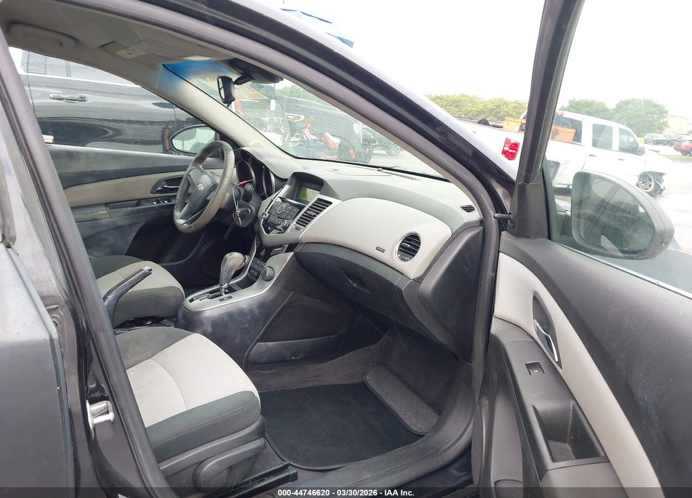 2011 CHEVROLET CRUZE LS VIN: 1G1PC5SH0B7284125