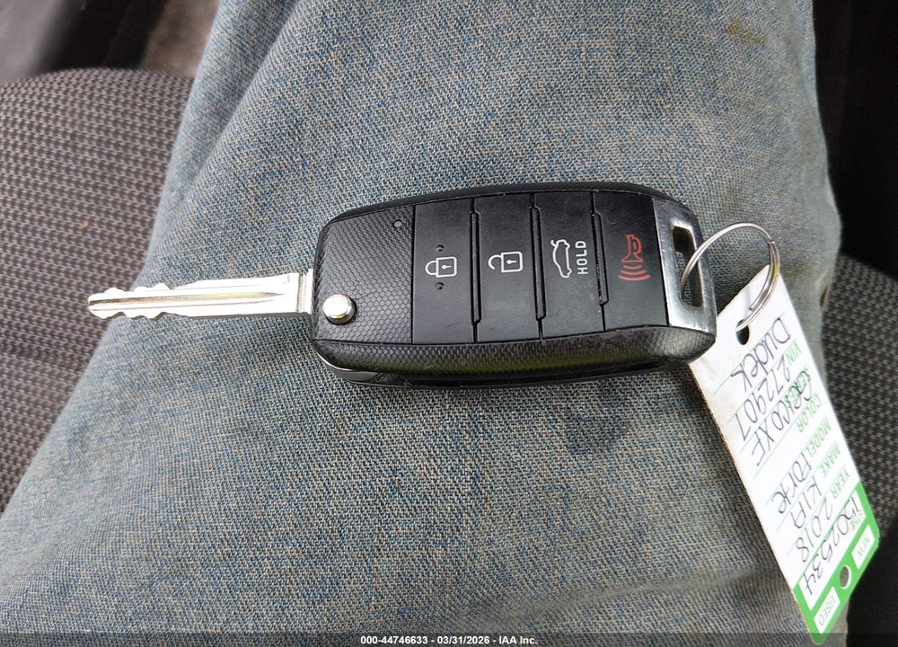 2018 KIA FORTE LX VIN: 3KPFK4A74JE272907