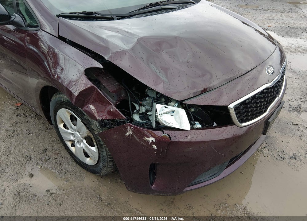 2018 KIA FORTE LX VIN: 3KPFK4A74JE272907