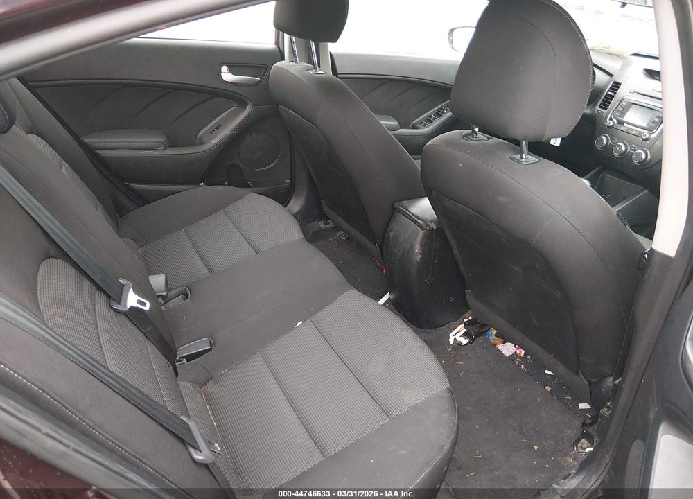 2018 KIA FORTE LX VIN: 3KPFK4A74JE272907