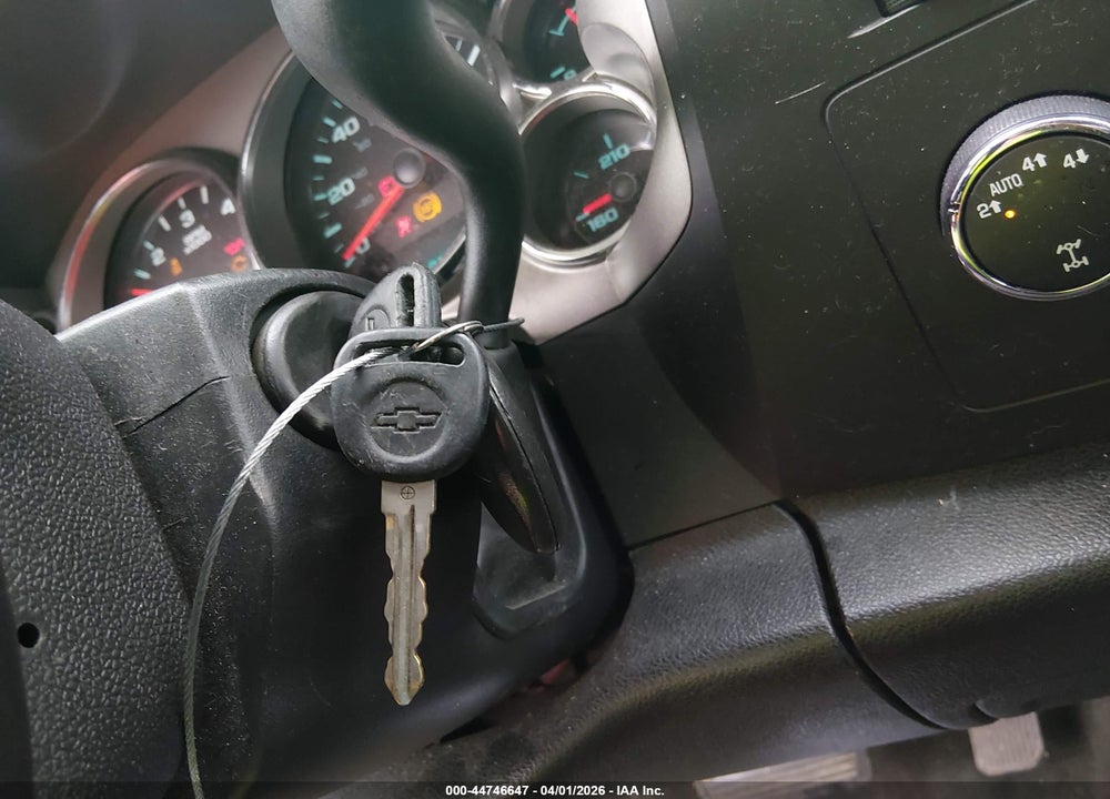 2012 CHEVROLET SILVERADO 1500 LT VIN: 1GCRKSE70CZ121632