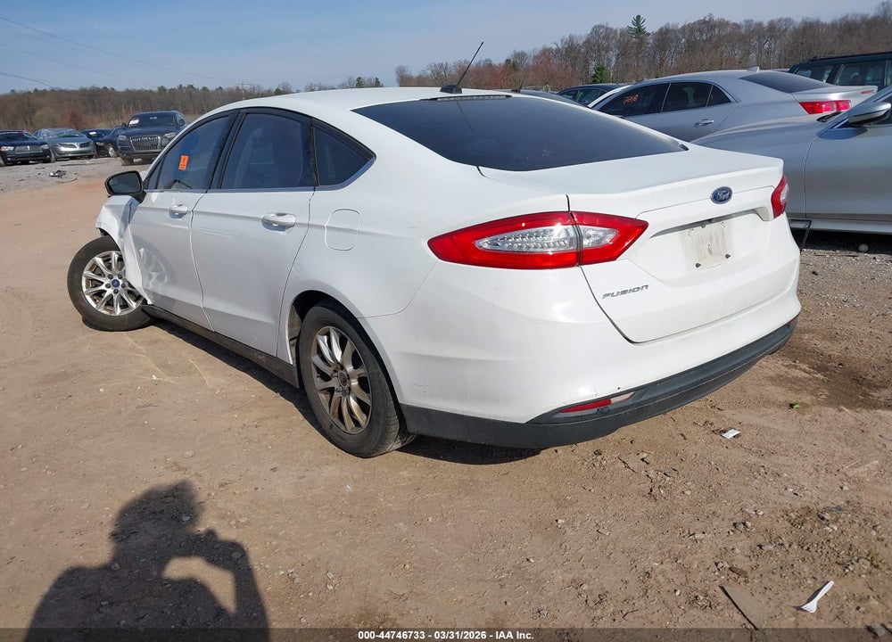 2016 FORD FUSION S VIN: 3FA6P0G71GR140857