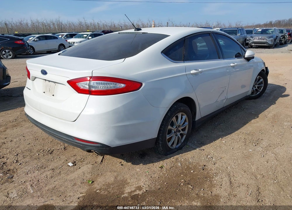2016 FORD FUSION S VIN: 3FA6P0G71GR140857
