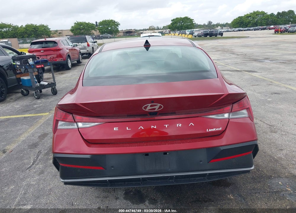 2024 HYUNDAI ELANTRA LIMITED VIN: KMHLP4DG0RU683553